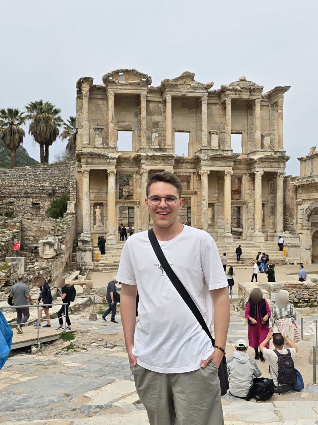Ömer standing in front of the Library of Celsus in Ephesus